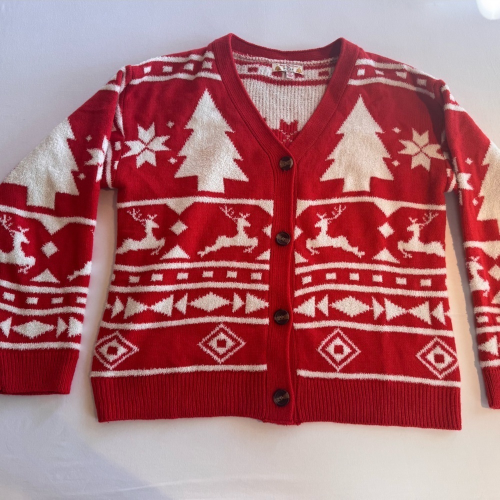 Poof New York Vintage  Sweater Red White Fair Isle Reindeer Snowflake Tree M